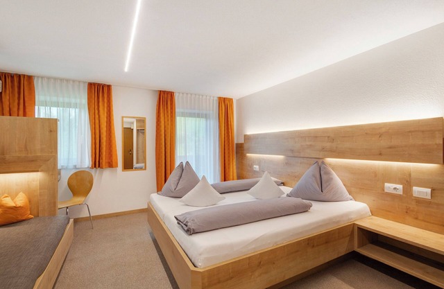 Room 'Ederhof 6' with Mountain View, Shared Terrace and Wi-Fi