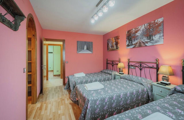Room 'El Castillo' with Shared Terrace, Shared Garden and Wi-Fi