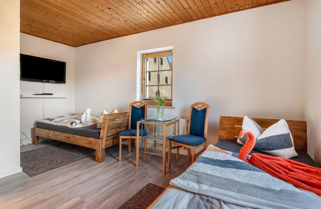 Room 'Gästezimmer 1' with Shared Terrace, Shared Garden and Wi-Fi