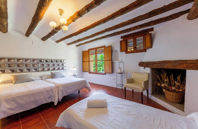 Room 'Hab Doble 3 Molino Del Machero' with Mountain View, Shared Pool and Wi-Fi