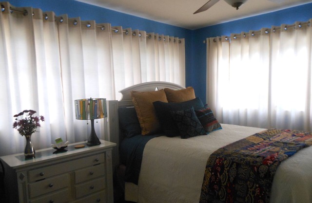 Room in quiet neighborhood close to I-75, USF, H Lee Moffitt, Verizon & More