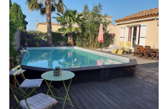 ROOM IN QUIET VILLA WITH POOL PEROLS NEAR CARNON