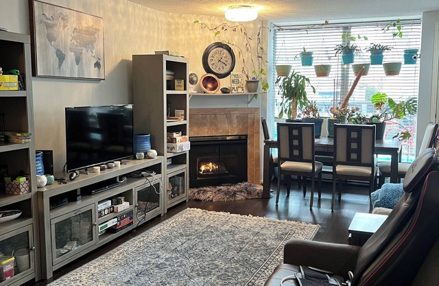 Room in townhouse