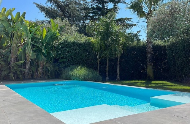 Room 'La Mora' with Shared Pool, Wi-Fi and Air Conditioning