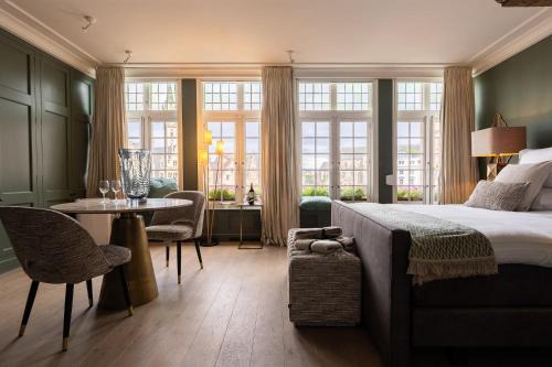 Rooms With A View