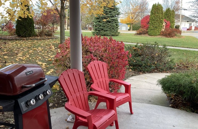 Roomy Central U.P. Townhouse APT near Lake Michigan, Pictured Rocks. Hunt, fish!
