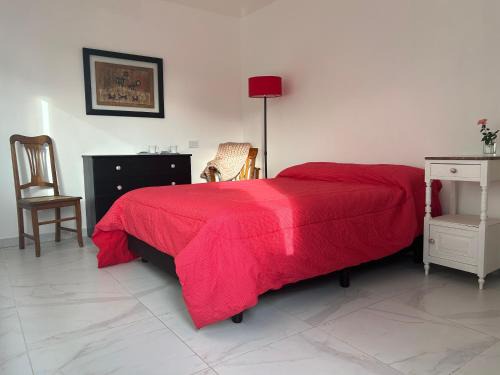 Rosa Azul - Habitación doble con baño privado dentro de casa particular - NO ES DEPARTAMENTO COMPLETO