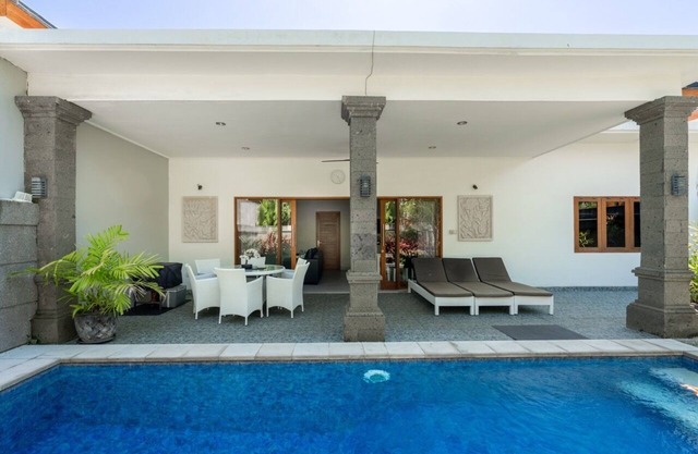 Rose, 3 Bedroom VIlla, Hidden Oasis in Legian