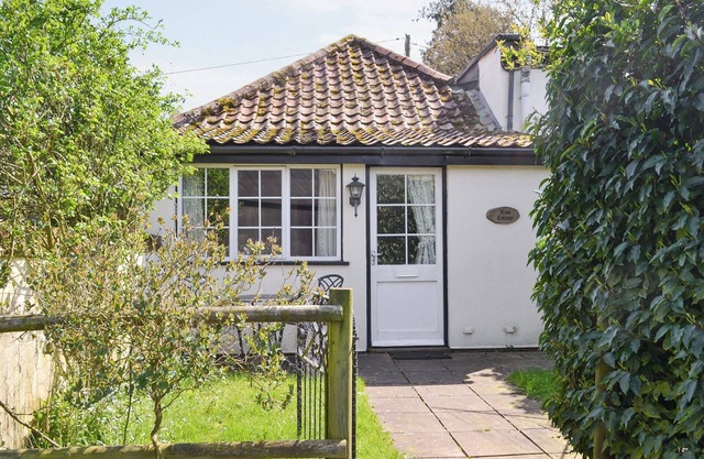 Rose Cottage - B6009