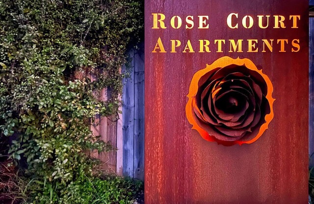 Rose Court "Aurum". Rest, Relax & Revitalize