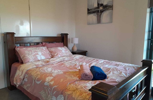 Rose Creek Farm Stay in Williams! Pet friendly Farm Stay !