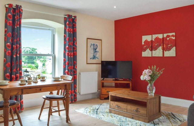 Rose of Sharon - UK47135