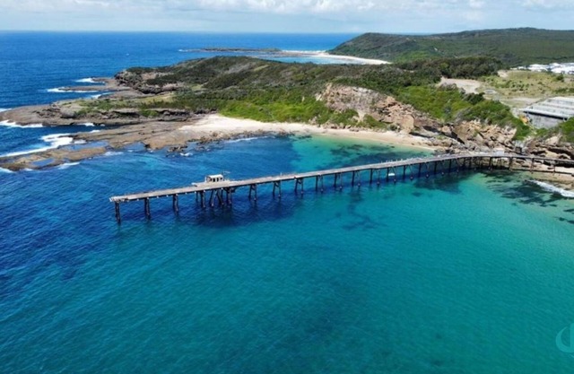 Rosella Cottage - private pool, walk to beach