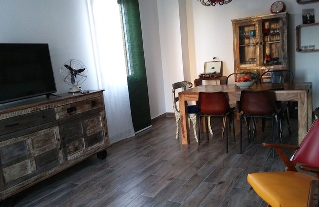 ROSS HOUSE APARTMENT