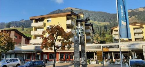 Rothorn Center A 1Og Schöpfer
