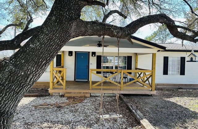 Round Top Cottage