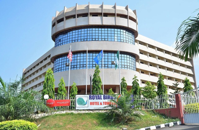 Royal Birds Hotel And Towers