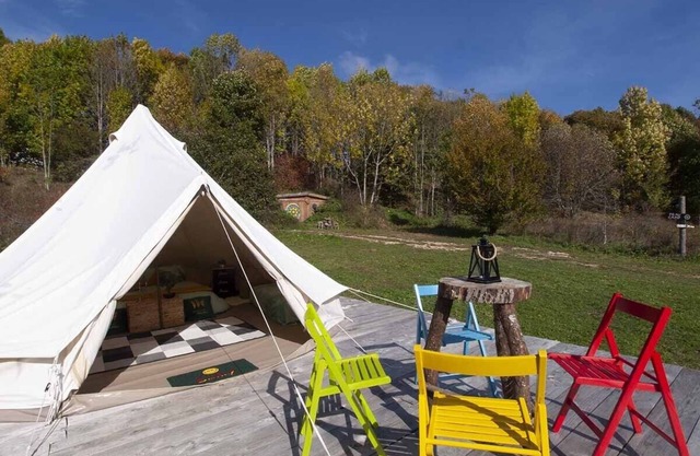 Royal Canvas Dandelion