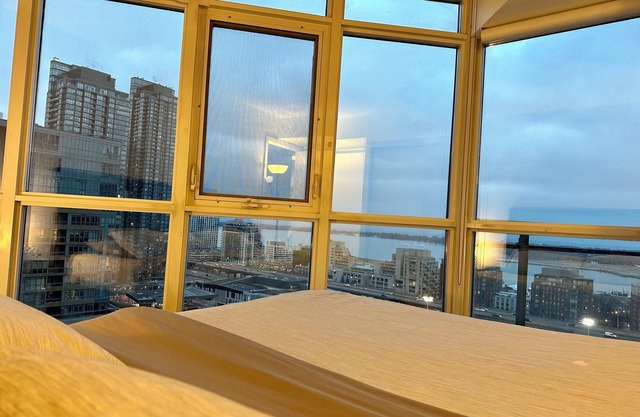 Royal Corner Suite
