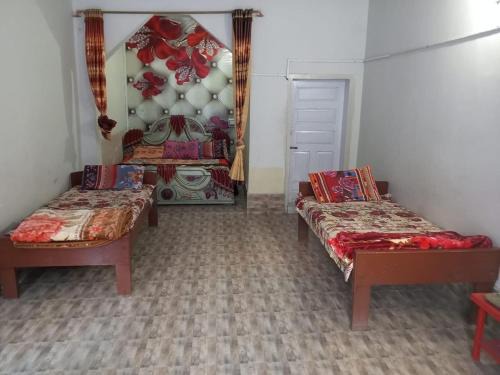 Royal cottages kalam