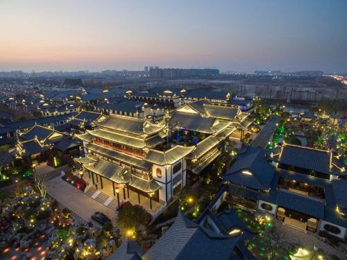 Royal Garden Hotel Shanghai-Free Shuttle to and From Disney & PVG & close Metro Line2 easy to SHA New Expo