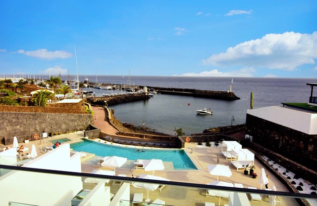 Royal Marina Suites Boutique Hotel