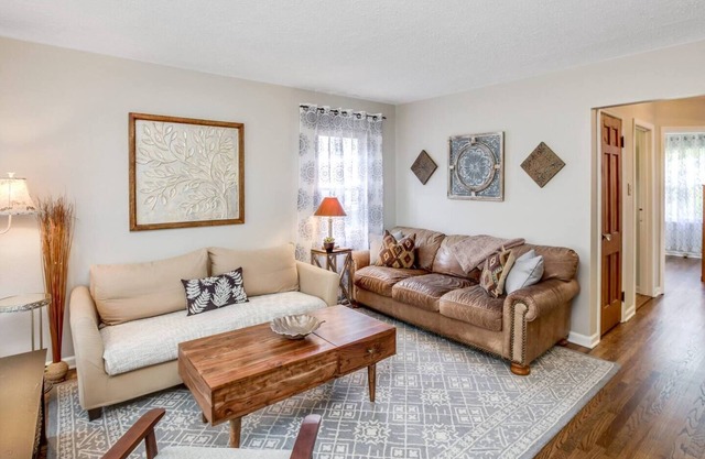 Royal Oak-Beaumont Bungalow