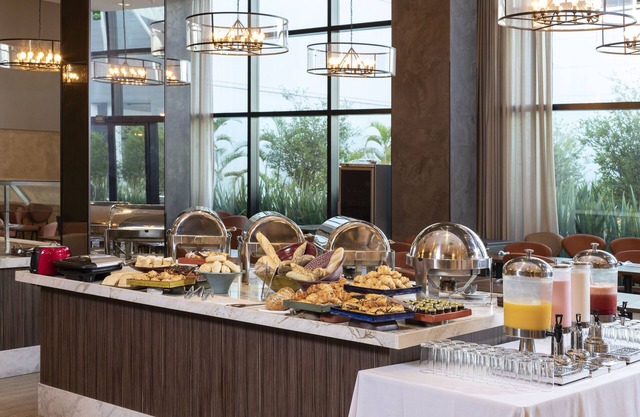 Royal Palm Tower Anhanguera