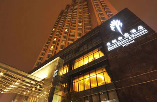 Royal Suites & Tower