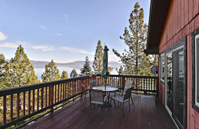 Rubicon Lake View Cabin