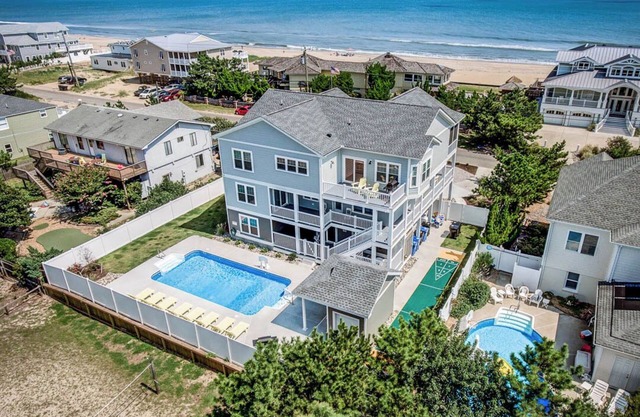 Ruff Life | 320 ft from the beach | Dog Friendly, Private Pool, Hot Tub