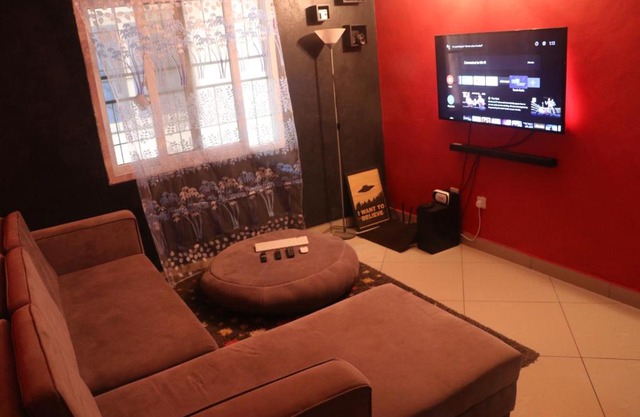 Rugi's Home - Nyali, Beach Rd Elegant 1Bedroom