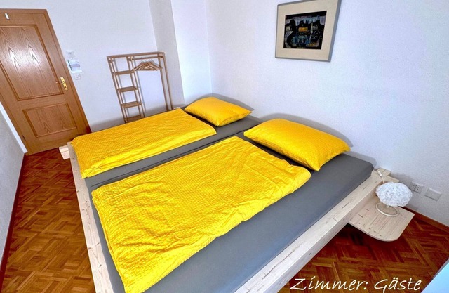 Ruhig und Zentral Gelegenes B&B mit Garten und Pool Laden zum Verweilen ein