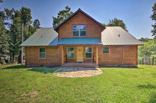 RuKaRaSa Cabin with Yard and Dock at Grand Lake