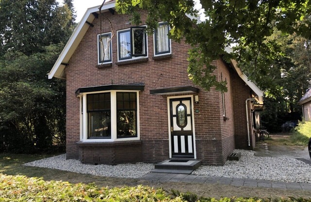 Rural and attractive house with parking spaces