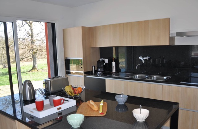 Rural cottage with swimming pool, sauna, hammam