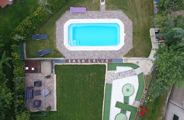 Rural house Casa Salva, up to 16 people (groups) private pool and garden