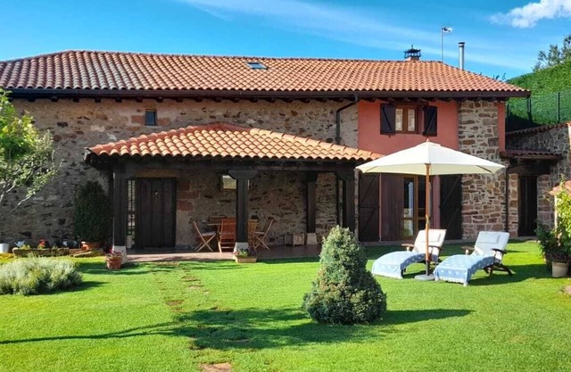Rural house El Hayedo, in the heart of the Sierra de la Demanda Burgalesa.