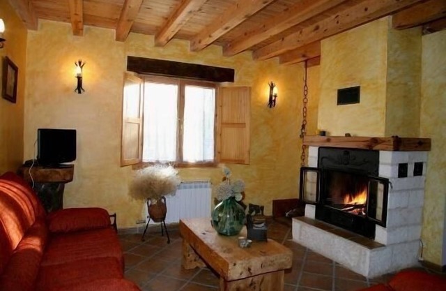 Rural House Roblejimeno. Ideal for families, friends and work meetings