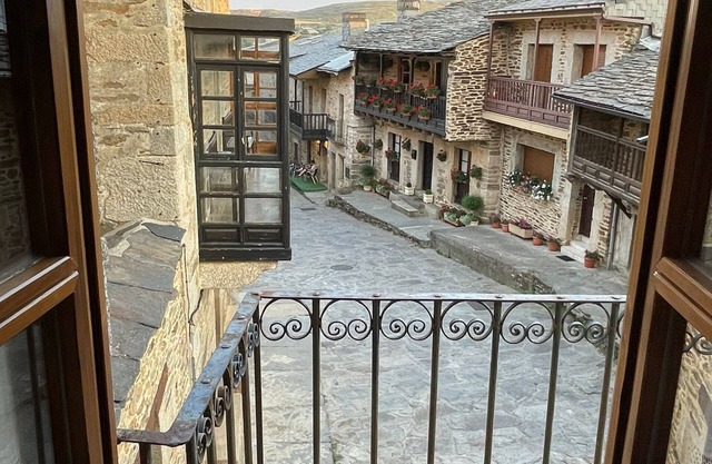 Rural house in the heart of the town of Puebla de Sanabria