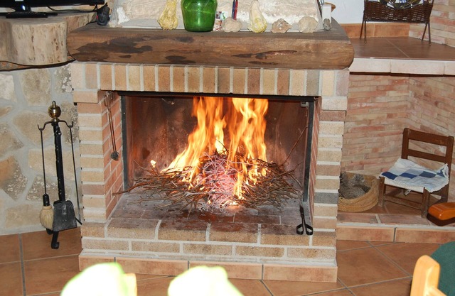 Rural house in Nerpio, full rental with 4 bedrooms 3 bathrooms, barbecue, porch
