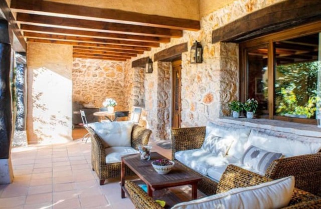 Rural House La Lavanda. Relax near Madrid with swimming pool. El Olivar (Guadalajara)