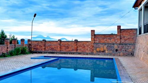 rusiga highland resort