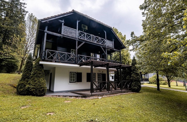 Rustic and Radiant Retreat Apartments with Terrace - Standard One Bedroom Apartment with Terrace