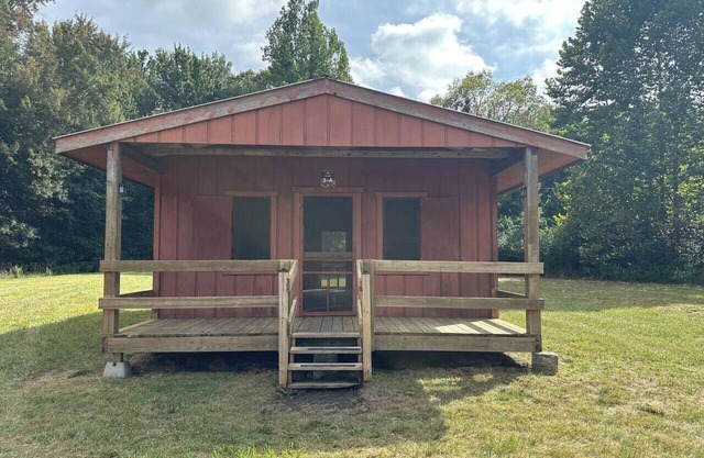 Rustic Cabin Retreat 2-A