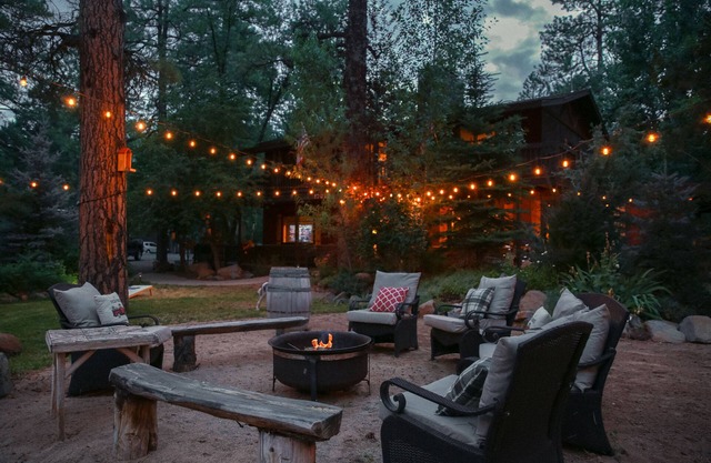Rustic Cabin With Garden Oasis