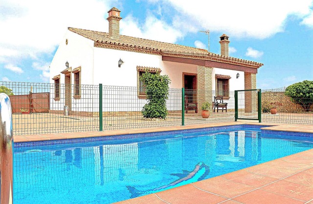 Rustic holiday villa for 5 people