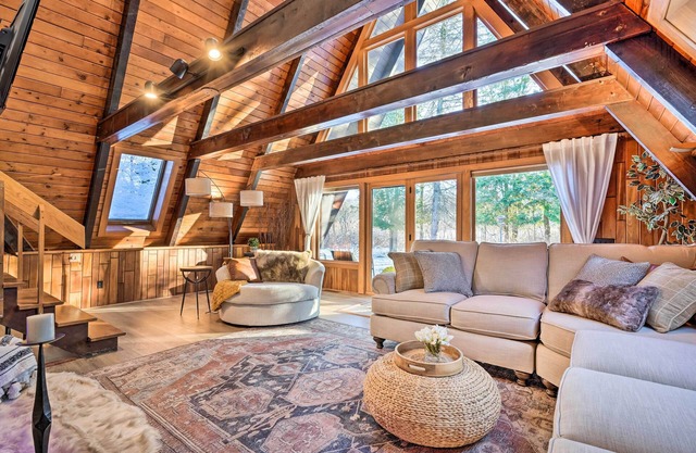 Rustic LaFayette A-Frame Cabin w/Game Room!