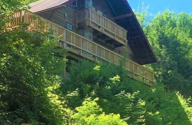 Rustic Mountain Chalet at forestHaus