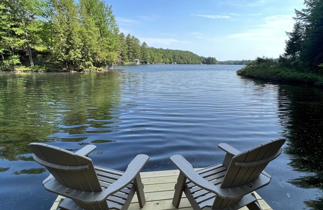 RUSTIC PRIVATE SECLUDED ADIRONDACK COTTAGE